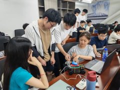 结了启迪书院取14个专业学院的60余位跨学科师资